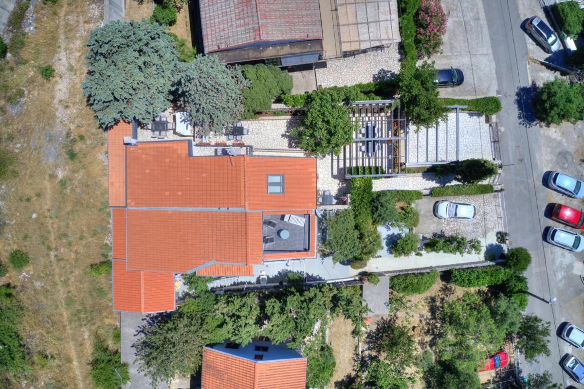 Cvrk Family House 诺维·维诺多尔斯基 外观 照片